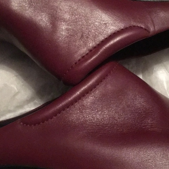 NWT,EASY SPIRIT, 8M, Cranberry leatherClogs, non slip bottoms, comfort footbeds - Picture 8 of 10